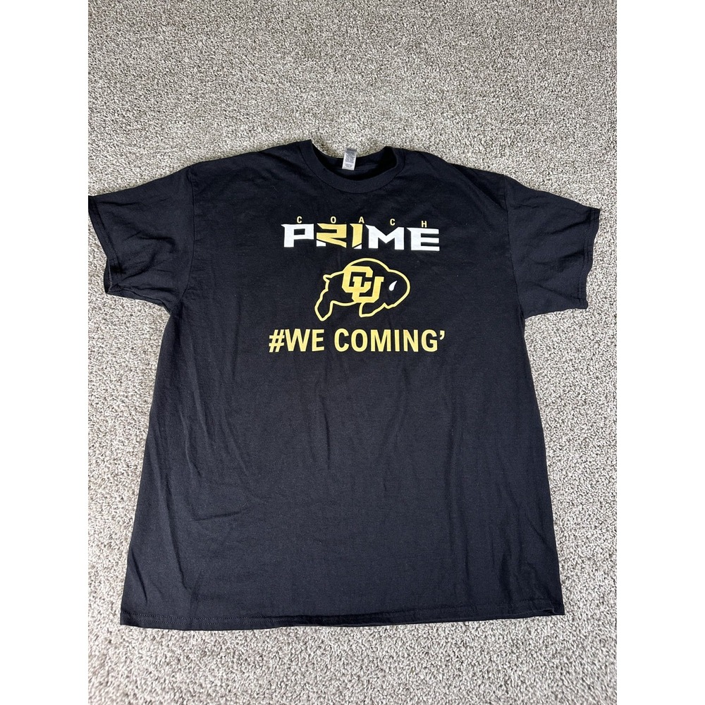 Gildan Coach Prime We Coming Heavy Cotton T Shirt XL Short Sleeves CU‎ Football